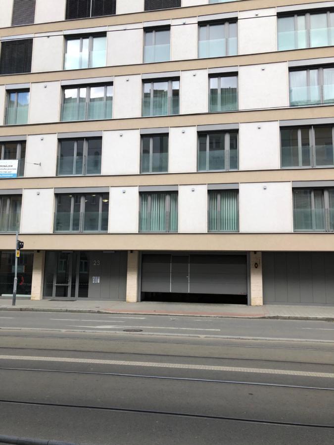 Brno City Center Apartment With Parking And A Big Terrace エクステリア 写真