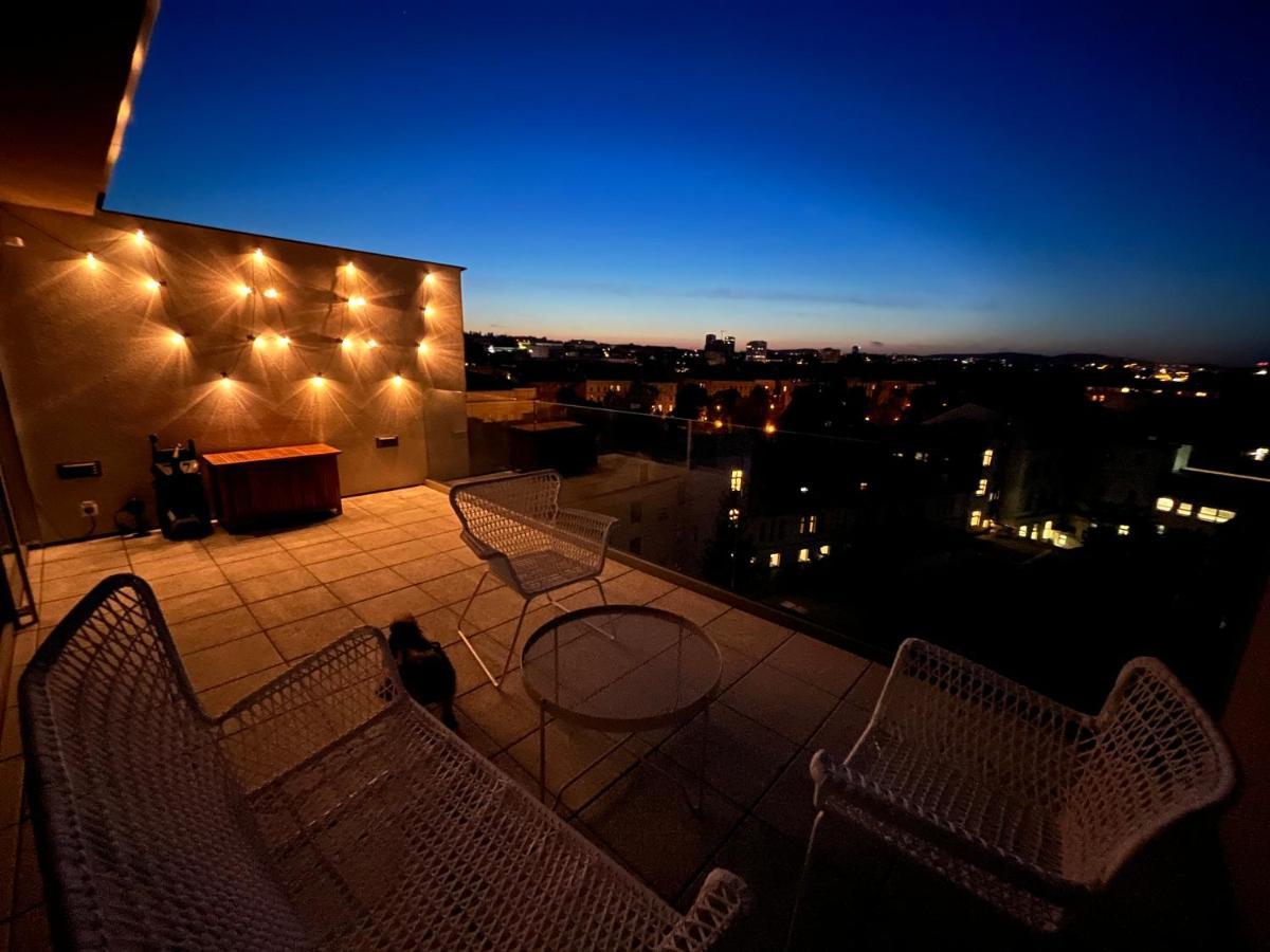 Brno City Center Apartment With Parking And A Big Terrace エクステリア 写真