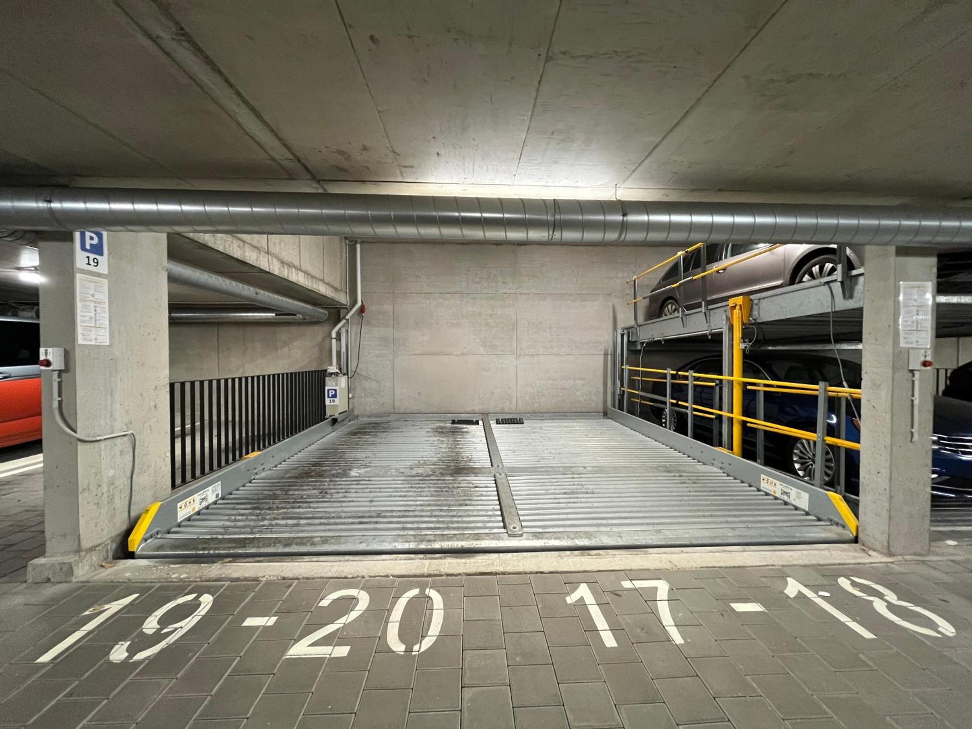 Brno City Center Apartment With Parking And A Big Terrace エクステリア 写真